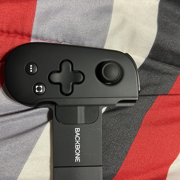 Backbone for iPhone - Picture 4 of 8